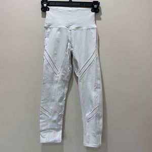 Alo Yoga Cropped Leggings